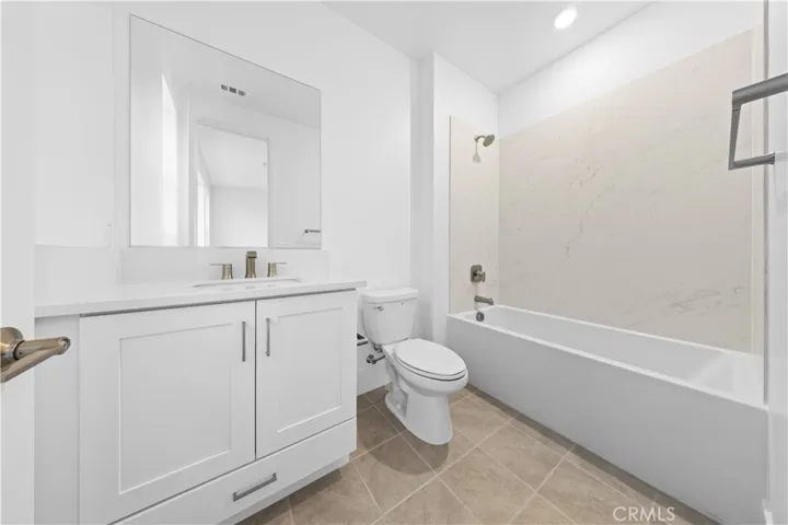 258 Sora, Irvine, California 92618