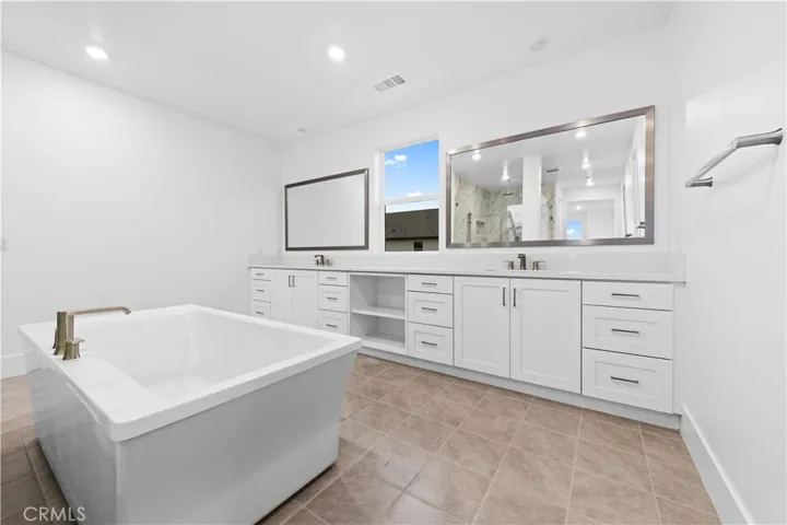 258 Sora, Irvine, California 92618