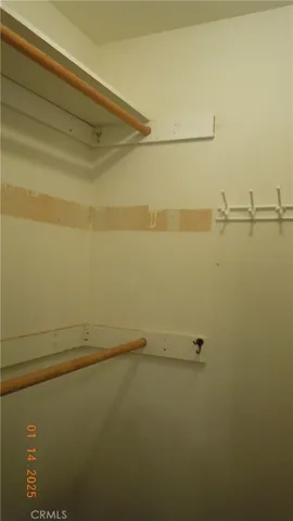 Primary bedroom has walk-in closet.