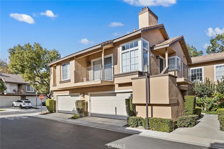 8015 E Snowberry Lane, Anaheim Hills, California 92808