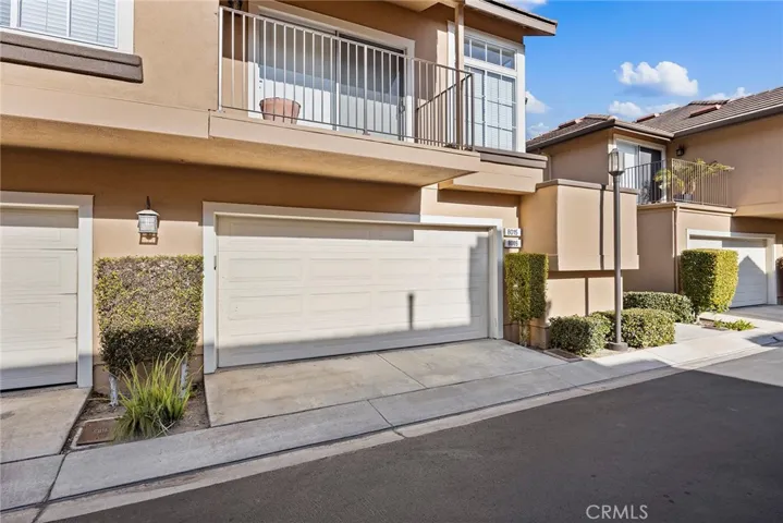 8015 E Snowberry Lane, Anaheim Hills, California 92808
