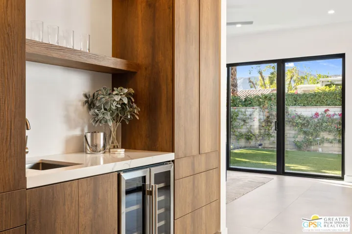 70 Magdalena Drive, Rancho Mirage, California 92270