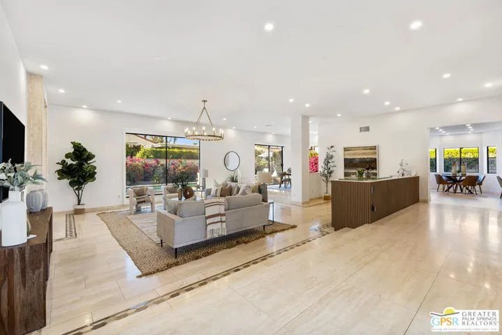70 Magdalena Drive, Rancho Mirage, California 92270