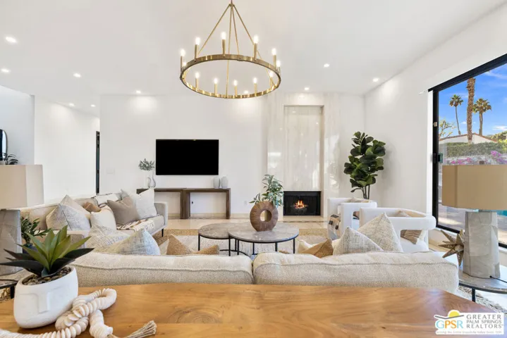 70 Magdalena Drive, Rancho Mirage, California 92270