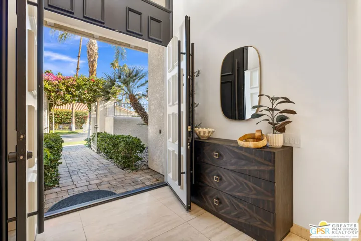 70 Magdalena Drive, Rancho Mirage, California 92270