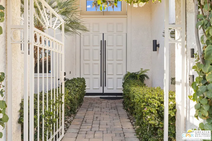 70 Magdalena Drive, Rancho Mirage, California 92270