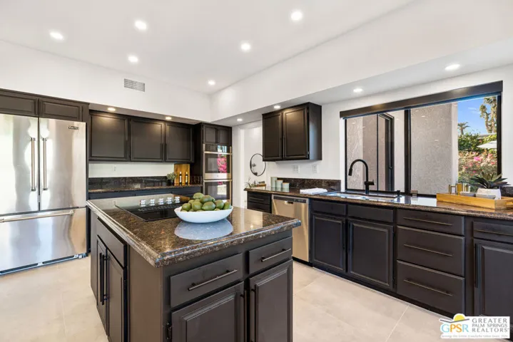 70 Magdalena Drive, Rancho Mirage, California 92270