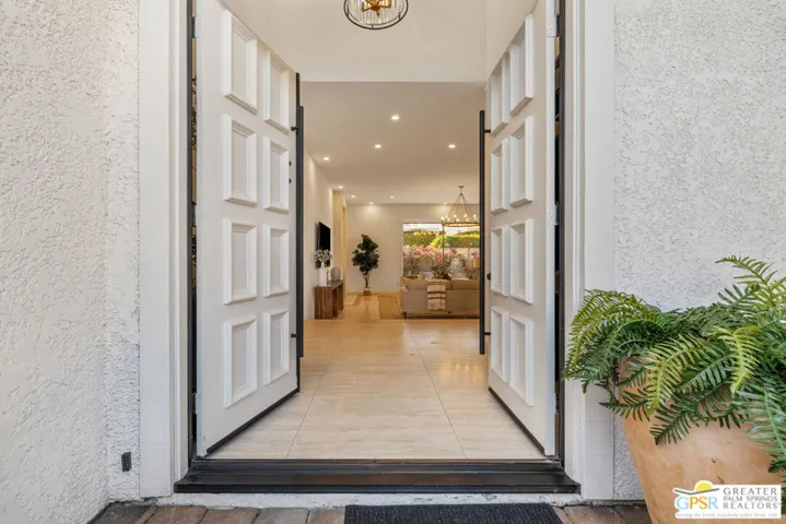70 Magdalena Drive, Rancho Mirage, California 92270