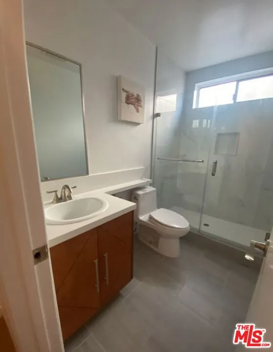 1940 N Highland Avenue 44, Los Angeles, California 90068 home-pic-6