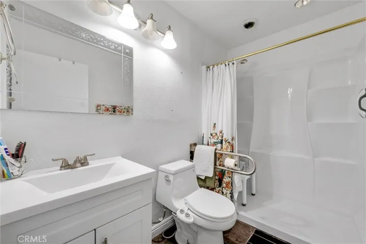 5507 E Vista Del Dia, Anaheim Hills, California 92807