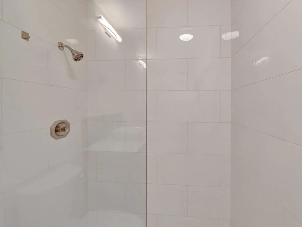 426 Village Square W, Palm Springs, California 92262 home-pic-35