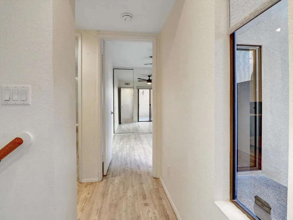 426 Village Square W, Palm Springs, California 92262 home-pic-28