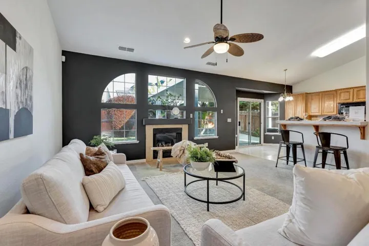 1126 E Royal Dornoch, Fresno, California 93730