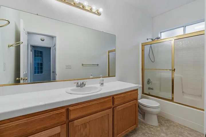 1126 E Royal Dornoch, Fresno, California 93730