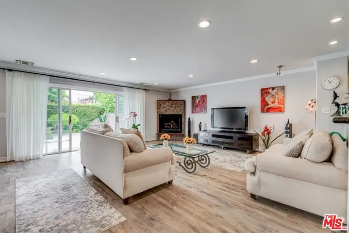 10824 Westminster Avenue, Los Angeles, California 90034