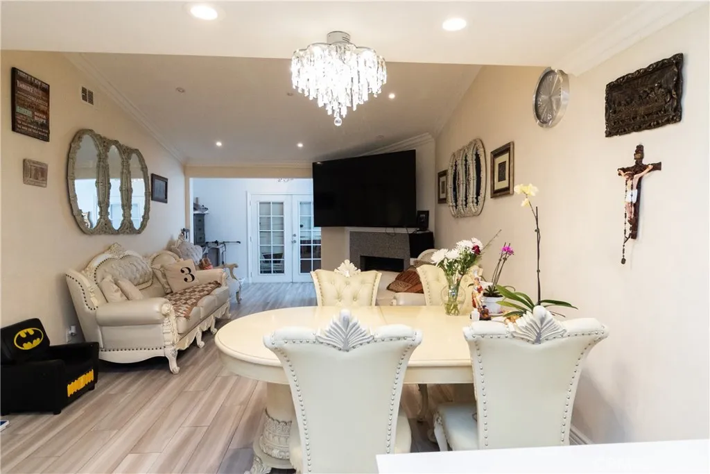 37630 12th Street E, Palmdale, California 93550 home-pic-4