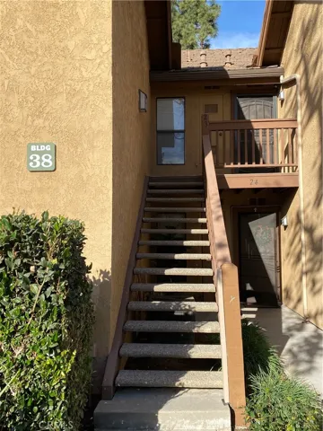 23 Tangelo 290, Irvine, California 92618