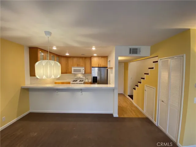 23 Tangelo 290, Irvine, California 92618
