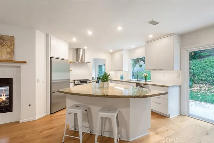 6823 Xana Way, Carlsbad, California 92009