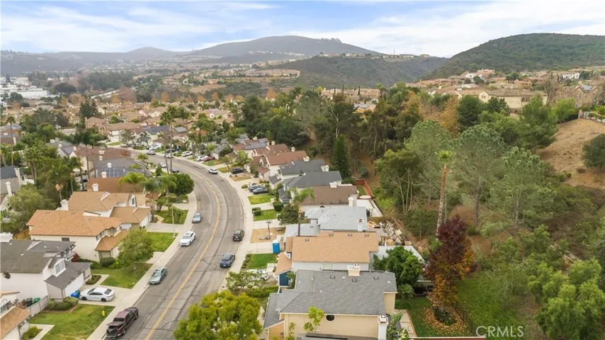 6823 Xana Way, Carlsbad, California 92009