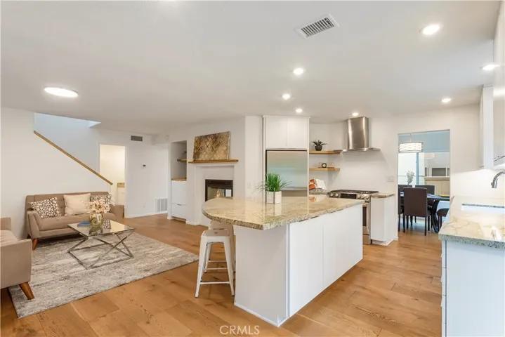6823 Xana Way, Carlsbad, California 92009