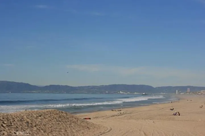 807 N Juanita Avenue A, Redondo Beach, California 90277