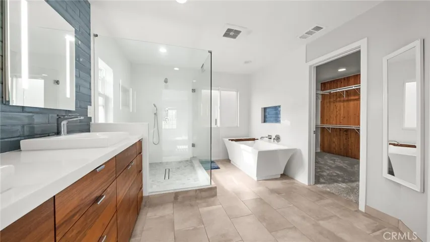 807 N Juanita Avenue A, Redondo Beach, California 90277
