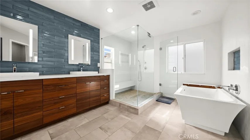 807 N Juanita Avenue A, Redondo Beach, California 90277