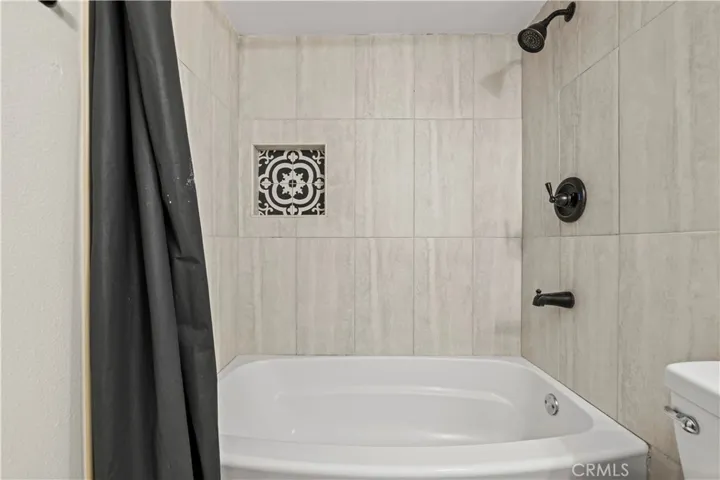 18758 Mandan Street 1611, Canyon Country, California 91351