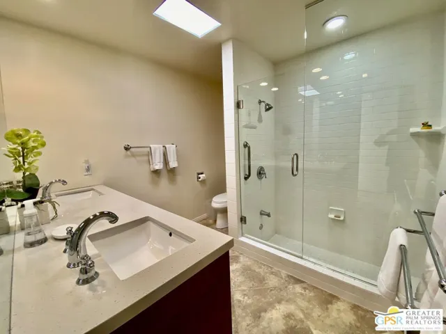 Main Bathroom