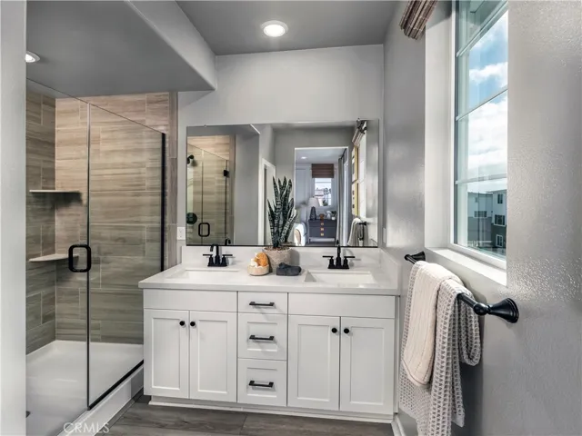 Photo is not of the actual home but is an inspirational photo of builder’s model home and may depict options, furnishings, and/or decorator features that are not included.
