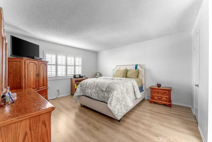 15000 Halldale Avenue 201, Gardena, California 90247