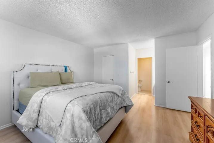 15000 Halldale Avenue 201, Gardena, California 90247