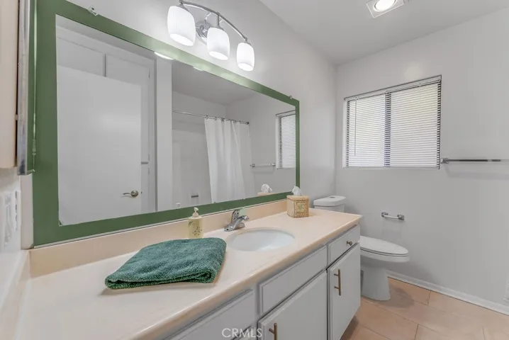 15000 Halldale Avenue 201, Gardena, California 90247