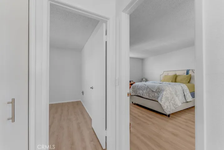 15000 Halldale Avenue 201, Gardena, California 90247
