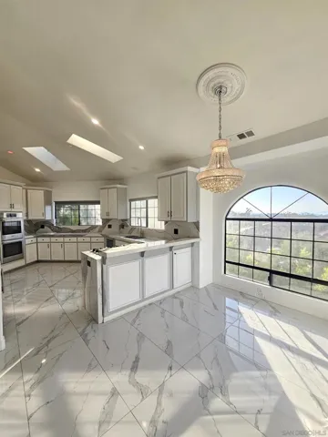 2715 Via Chinarros, Alpine, California 91901