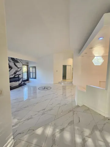 2715 Via Chinarros, Alpine, California 91901