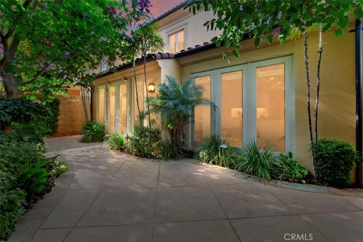 86 Lupari, Irvine, California 92618
