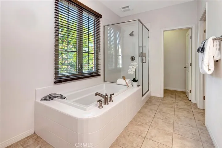 86 Lupari, Irvine, California 92618