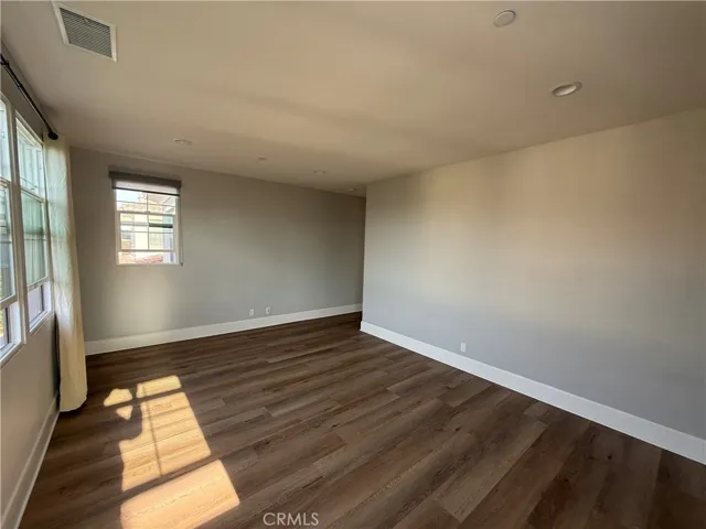 201 Parkwood, Irvine, California 92620