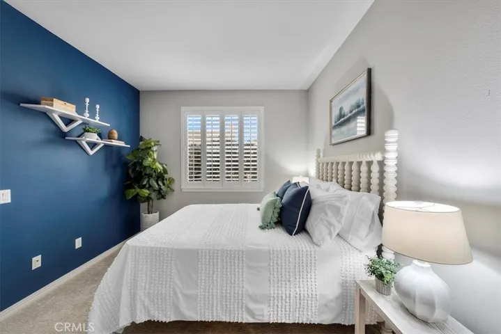 Bedroom #4 on middle level
