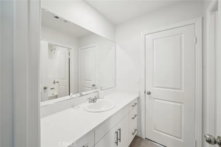 5255 Aster Way #3, Fontana, California 92336