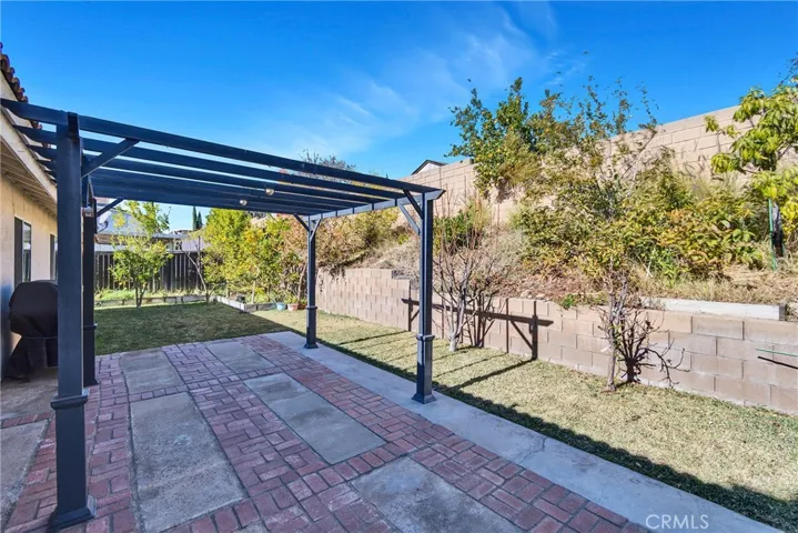 2590 W Buena Vista Drive, Rialto, California 92377