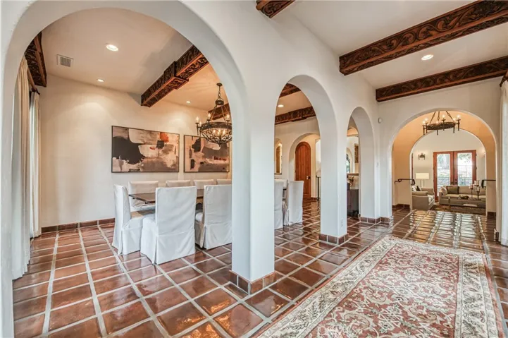 1387 E Carlyle Way, Fresno, California 93730