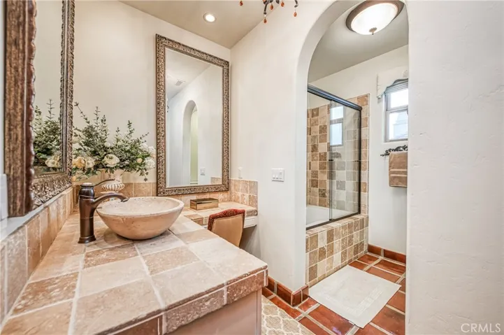 1387 E Carlyle Way, Fresno, California 93730