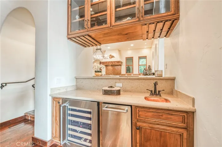 1387 E Carlyle Way, Fresno, California 93730