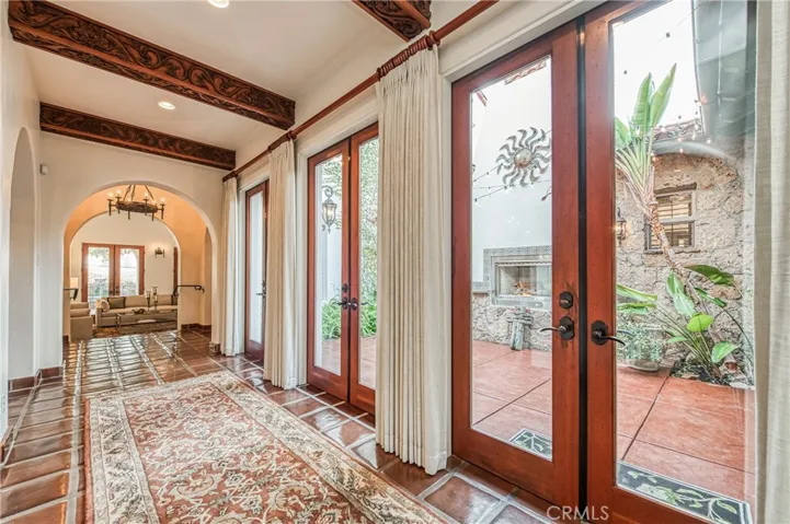 1387 E Carlyle Way, Fresno, California 93730