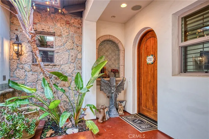 1387 E Carlyle Way, Fresno, California 93730