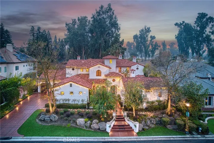 1387 E Carlyle Way, Fresno, California 93730