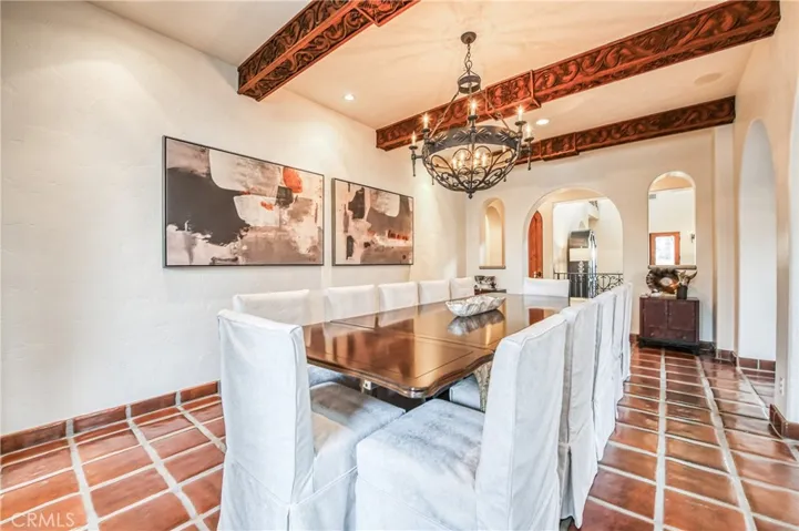 1387 E Carlyle Way, Fresno, California 93730